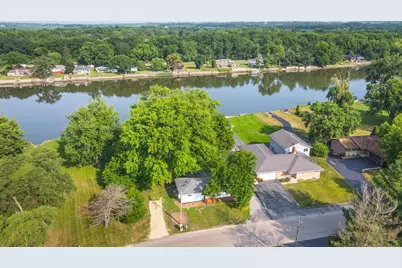 10910 Ventura Boulevard, Machesney Park, IL 61115 - Photo 1