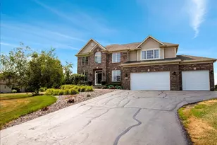 11538 Cross Creek Estates Ln, Belvidere, IL 61008 - Photo 2