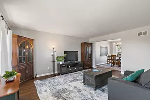 813 Water Stone Way, Malta, IL 60150 - Photo 4
