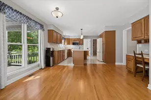 41W610 Silvana Dr, Elgin, IL 60124 - Photo 10