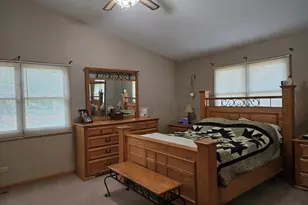 17019 Hebron Rd, Harvard, IL 60033 - Photo 4