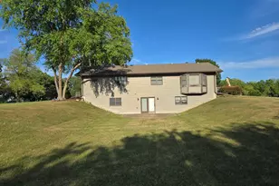 17019 Hebron Rd, Harvard, IL 60033 - Photo 44