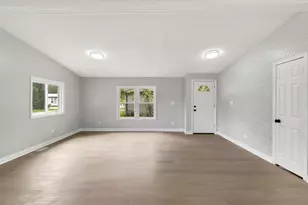 1139 W Barry Ln, Sauk Village, IL 60411 - Photo 4