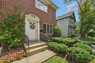 31 N Madison Ave, La Grange, IL 60525 - Photo 1