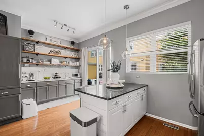 7521 Brown Avenue #E, Forest Park, IL 60130 - Photo 18