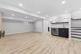 4903 N Moody Ave, Chicago, IL 60630 - Photo 32