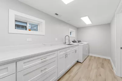 4903 N Moody Avenue, Chicago, IL 60630 - Photo 40
