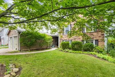 148 Newport Drive, Bolingbrook, IL 60440 - Photo 2