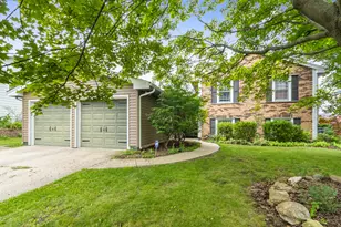 148 Newport Dr, Bolingbrook, IL 60440 - Photo 1