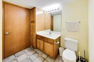 750 Pearson St, Des Plaines, IL 60016 - Photo 24