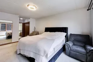 750 Pearson St, Des Plaines, IL 60016 - Photo 18