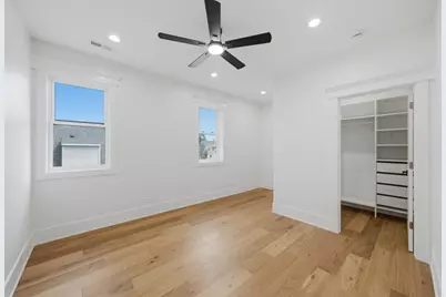 4109 N Lawndale Avenue, Chicago, IL 60618 - Photo 28