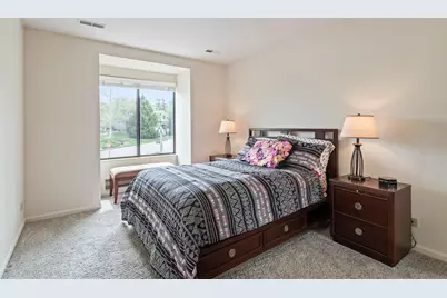 884 Shoreline Road #884, Lake Barrington, IL 60010 - Photo 14