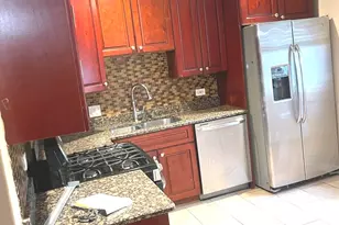 1240 W Farwell Ave, Chicago, IL 60626 - Photo 12