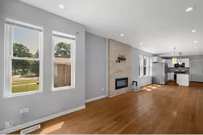 9050 S Ellis Avenue, Chicago, IL 60619 - Photo 4