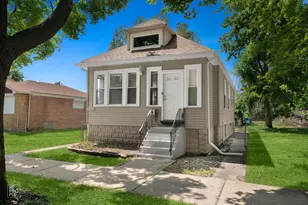 9050 S Ellis Ave, Chicago, IL 60619 - Photo 1