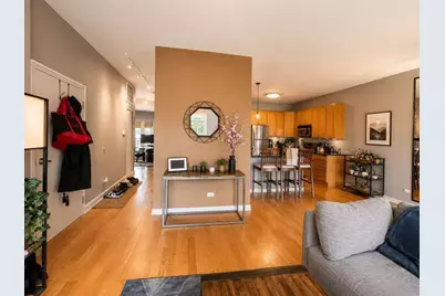 3741 N Wolcott Avenue #12, Chicago, IL 60613 - Photo 6