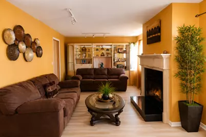 5459 N Lovejoy Avenue, Chicago, IL 60630 - Photo 4