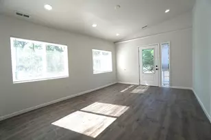 5801 Juniper Ave, Gary, IN 46403 - Photo 12