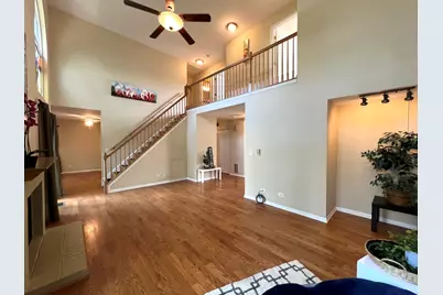 812 Canterbury Lane, Island Lake, IL 60042 - Photo 4