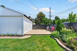 1050 Cedar St, Park Ridge, IL 60068 - Photo 40