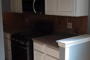 307 Somerset Ln, Vernon Hills, IL 60061 - Photo 8