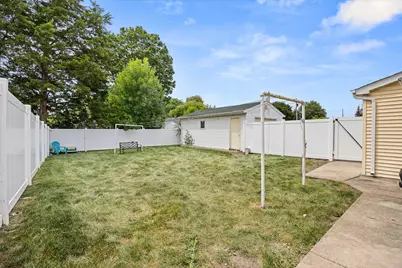 1563 Crosat Street, Lasalle, IL 61301 - Photo 30