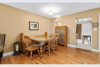 10 W Windsor Court, Sugar Grove, IL 60554 - Photo 16