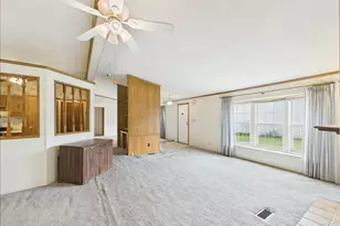 933 Micole Dr, Belvidere, IL 61008 - Photo 10