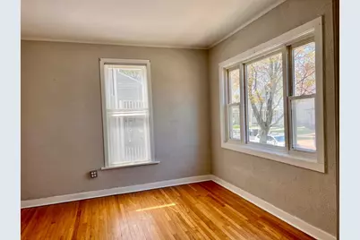 740 Belleforte Avenue #1, Oak Park, IL 60302 - Photo 2