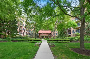 5100 W 96th St, Oak Lawn, IL 60453 - Photo 4