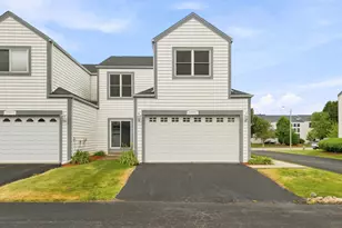 1800 Waters Edge Dr, Minooka, IL 60447 - Photo 2