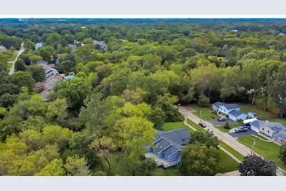 3985 Dorchester Avenue, Gurnee, IL 60031 - Photo 34