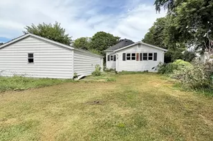 302 E Jackson St, Saybrook, IL 61770 - Photo 24