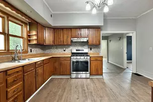 302 E Jackson St, Saybrook, IL 61770 - Photo 8
