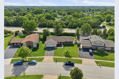 1503 Haise Lane, Elk Grove Village, IL 60007 - Photo 2
