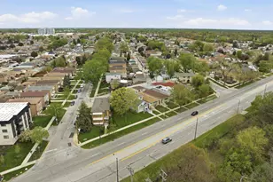 6916 W Forest Preserve Dr, Harwood Heights, IL 60706 - Photo 40