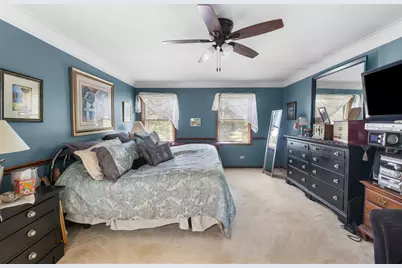 740 Cambridge Drive, Burr Ridge, IL 60527 - Photo 22