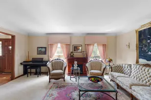 740 Cambridge Dr, Burr Ridge, IL 60527 - Photo 4