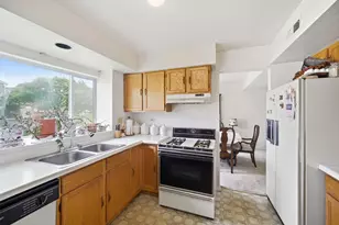 3995 Ludington Ct, Hanover Park, IL 60133 - Photo 18