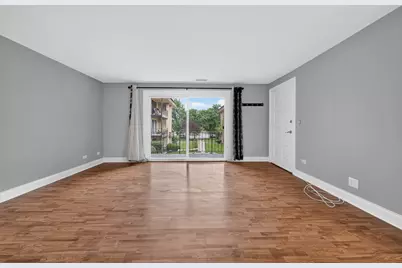 5024 N Austin Avenue #2E, Chicago, IL 60630 - Photo 2