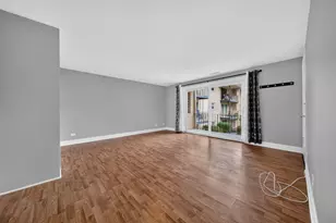 5024 N Austin Ave, Chicago, IL 60630 - Photo 4