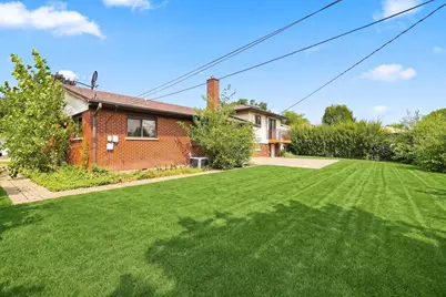 935 Anderson Terrace, Des Plaines, IL 60016 - Photo 38