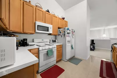 2335 Overlook Court #2335, Naperville, IL 60563 - Photo 6