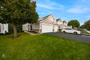 2335 Overlook Ct, Naperville, IL 60563 - Photo 1