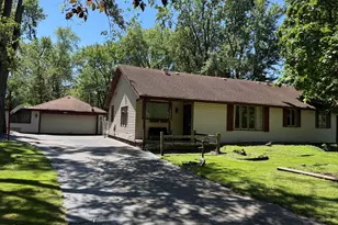 15800 Chappel St, South Holland, IL 60473 - Photo 2