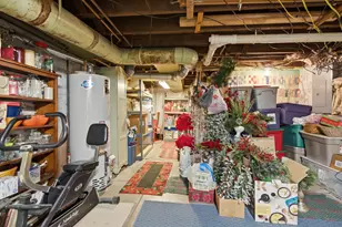 719 N Center St, Clifton, IL 61727 - Photo 38