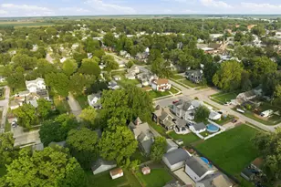 719 N Center St, Clifton, IL 61727 - Photo 50