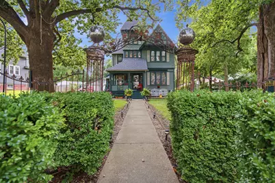 719 N Center Street, Clifton, IL 61727 - Photo 1