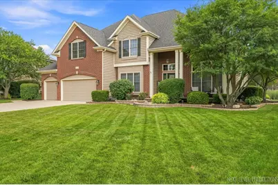 525 N Sycamore Lane, North Aurora, IL 60542 - Photo 2